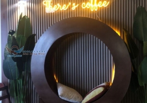 Thi Công Chữ Led Trang Trí Checkin Cho Quán (1)
