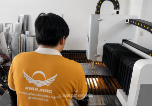 Logo Chữ Nổi Inox Mạ Vàng Kết Hợp Trắng Cho Văn Phòng