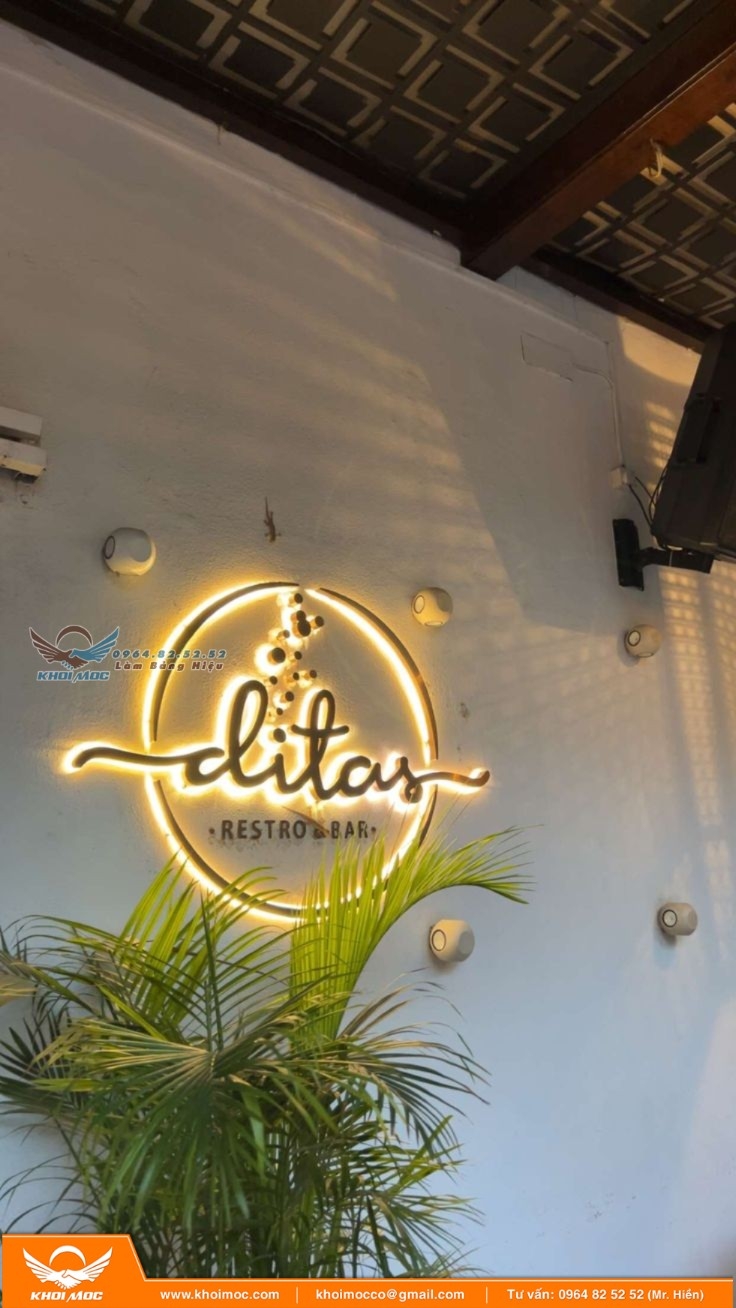 Thi Công Chữ Led Trang Trí Checkin Cho Quán (10)
