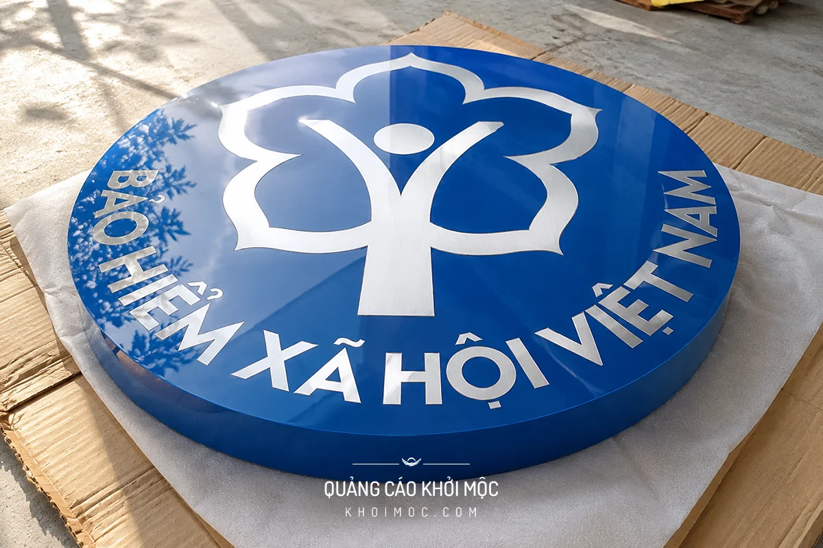 Logo inox nguyên khối ăn mòn nội dung