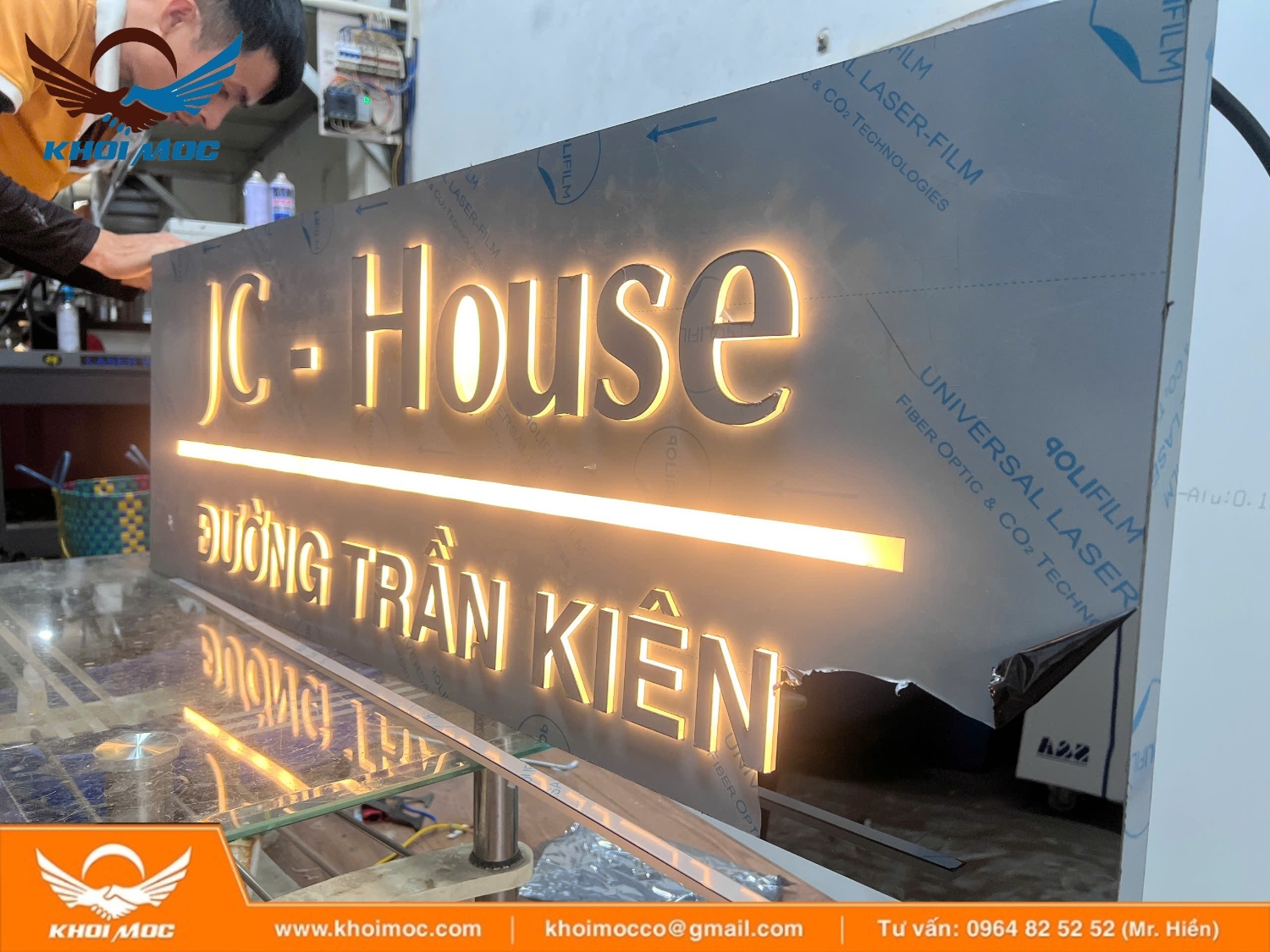 lắp đặt Chữ Nổi Inox giá rẻ6 khoimoc gia cong chu noi inox 2026 (9)